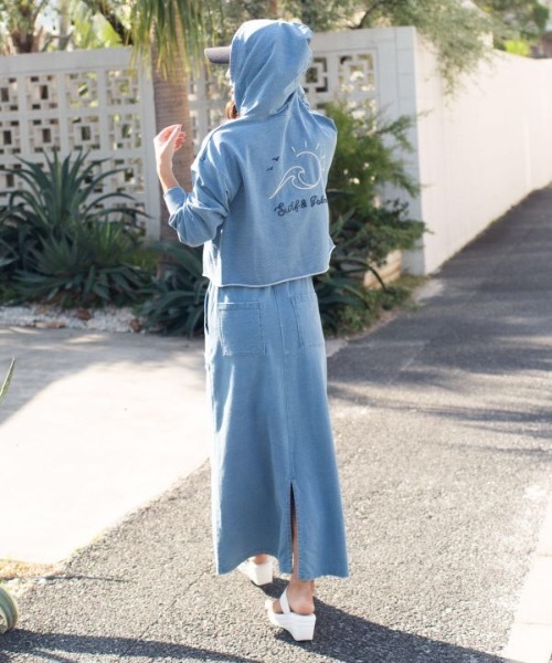 Kahiko(カヒコ)の「【Kahiko】SURF&Palms モクホロロングスカート(スカート・レディース・ライトブルー/ダークブルー・FREE)」の5枚目の写真