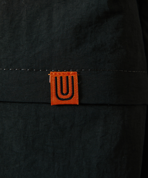 UNIVERSAL OVERALL(ユニバーサルオーバーオール)の「【UNIVERSALOVERALL / ユニバーサルオーバーオール】Wrinkled nylon ruck sack / デイリーバックパック 30L / UVO-190(バックパック/リュック・メンズ・ブラック/ダークベージュ・フリー)」の22枚目の写真