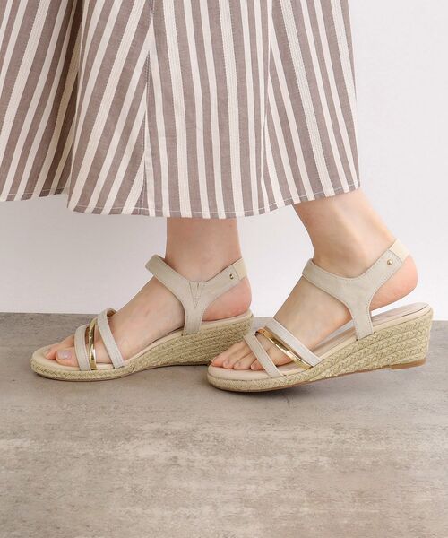 grove(グローブ)の「◆【人間工学】メタルラインワンタッチサンダル(サンダル・レディース・ブラック系3/グレー系3/アイボリー系3/サックスブルー系7・M/L/S)」の11枚目の写真