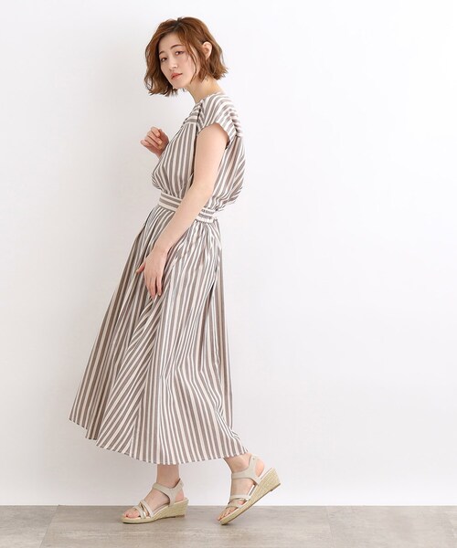 grove(グローブ)の「◆【人間工学】メタルラインワンタッチサンダル(サンダル・レディース・ブラック系3/グレー系3/アイボリー系3/サックスブルー系7・M/L/S)」の12枚目の写真