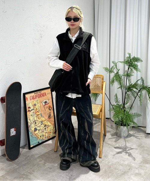 sedacle（セダクル）の「ニュアンスブリーチ加工デニム（デニムパンツ・メンズ・ブラック/インディゴブルー・SMALL/MEDIUM/LARGE）」の18枚目の写真