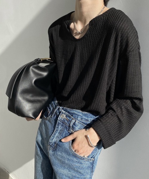 NOWLE(ノウル)の「【NOWLE】ワッフル デザイン ミニ Uネック 無地 ロンT(Tシャツ/カットソー・メンズ・グレー/ホワイト/ブラック・X-LARGE/LARGE/MEDIUM)」の3枚目の写真