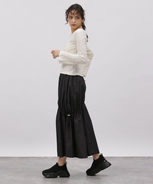 LAKOLE（ラコレ）の「カットジャガードショートカーディガン / 111315（カーディガン/ボレロ・レディース・ブラック/アイボリー/ブルー/イエロー・SMALL/MEDIUM）」の5枚目の写真