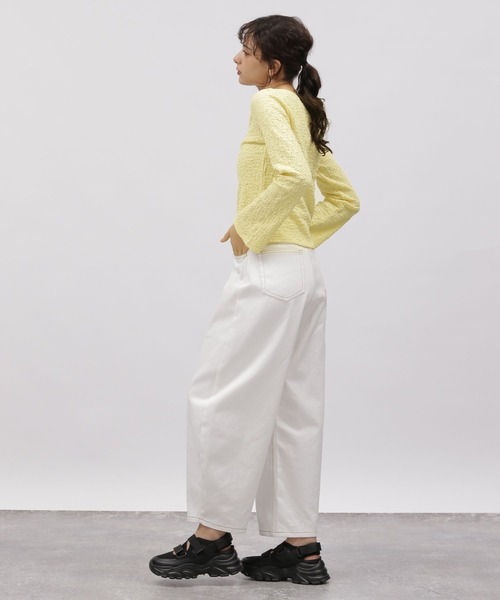 LAKOLE（ラコレ）の「カットジャガードショートカーディガン / 111315（カーディガン/ボレロ・レディース・ブラック/アイボリー/ブルー/イエロー・SMALL/MEDIUM）」の20枚目の写真