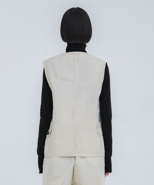 IHNN（イン）の「【IHNN/イン】BONDING FISHING VEST（ベスト・レディース・ベージュ/ブラック・FREE）」の7枚目の写真