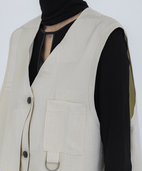 IHNN（イン）の「【IHNN/イン】BONDING FISHING VEST（ベスト・レディース・ベージュ/ブラック・FREE）」の9枚目の写真