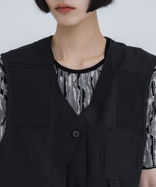 IHNN（イン）の「【IHNN/イン】BONDING FISHING VEST（ベスト・レディース・ベージュ/ブラック・FREE）」の18枚目の写真