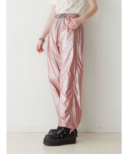 jouetie（ジュエティ）の「パイピングイージーパンツ（その他パンツ・レディース・ピンク/シルバー/オフホワイト/ブラック・MEDIUM）」の3枚目の写真