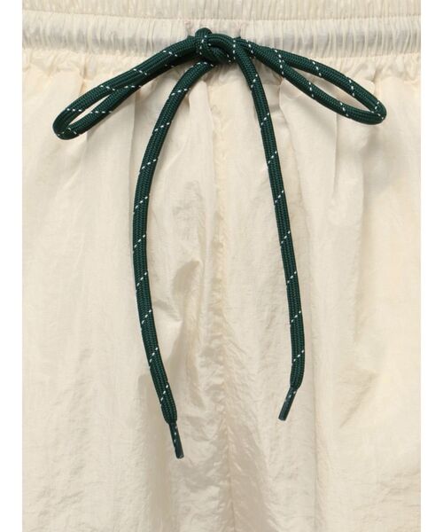 jouetie（ジュエティ）の「パイピングイージーパンツ（その他パンツ・レディース・ピンク/シルバー/オフホワイト/ブラック・MEDIUM）」の5枚目の写真