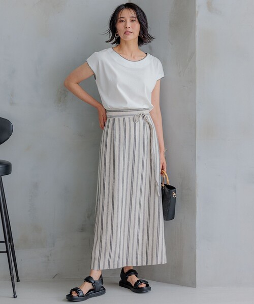 23区 S（ニジュウサンクチイサイサイズ）の「【洗える】トリミングジャージー カットソー（Tシャツ/カットソー・レディース・ホワイト系/ブラック系/ベージュ系・32）」の6枚目の写真