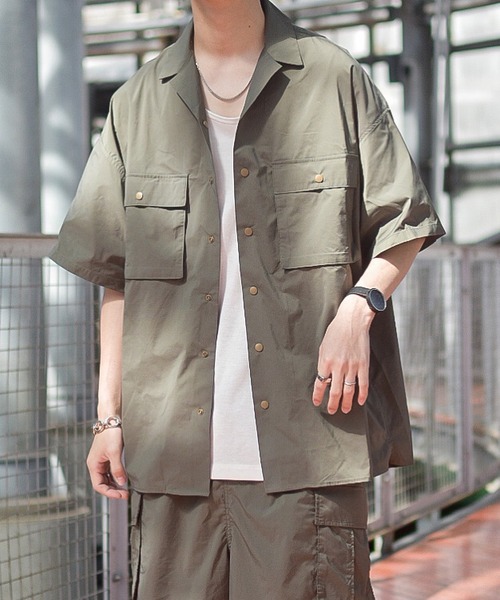INTERPLAY（インタープレイ）の「【INTERPLAY x たいが】ビッグ ポケット スナップ オープンカラー 半袖シャツ（シャツ/ブラウス・メンズ・ブラック/カーキ/ベージュ・FREE）」の3枚目の写真