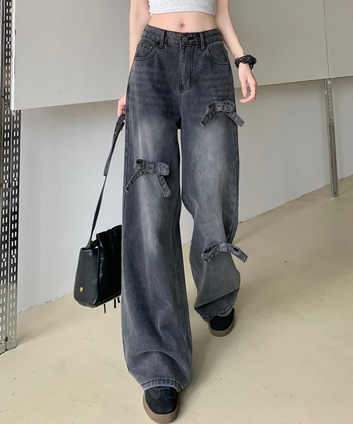 Girly Doll(ガーリードール)の「リボンワイドデニムパンツ(デニムパンツ・レディース・ダークブルー/ライトブルー/ブラック・L/M/S)」の11枚目の写真