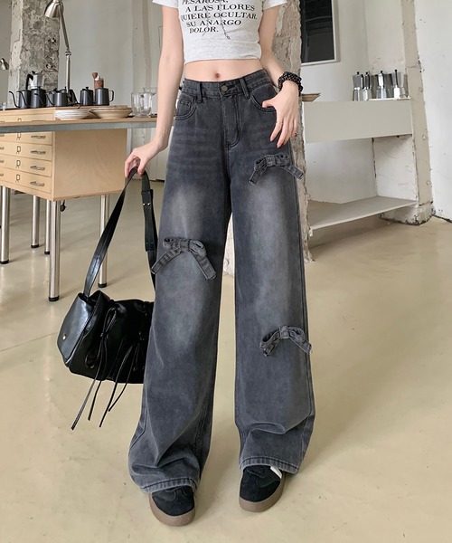 Girly Doll(ガーリードール)の「リボンワイドデニムパンツ(デニムパンツ・レディース・ダークブルー/ライトブルー/ブラック・L/M/S)」の13枚目の写真