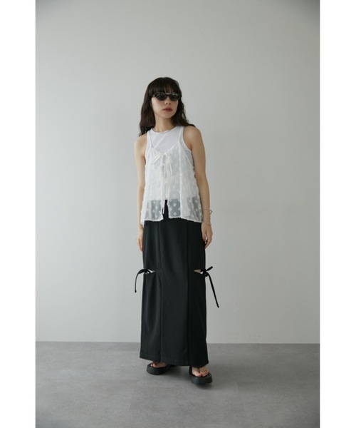 DRWCYS(ドロシーズ)の「フラワーシアートップス(キャミソール・レディース・ブラック/ホワイト・FREE)」の6枚目の写真