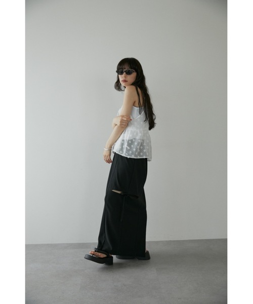 DRWCYS(ドロシーズ)の「フラワーシアートップス(キャミソール・レディース・ブラック/ホワイト・FREE)」の7枚目の写真