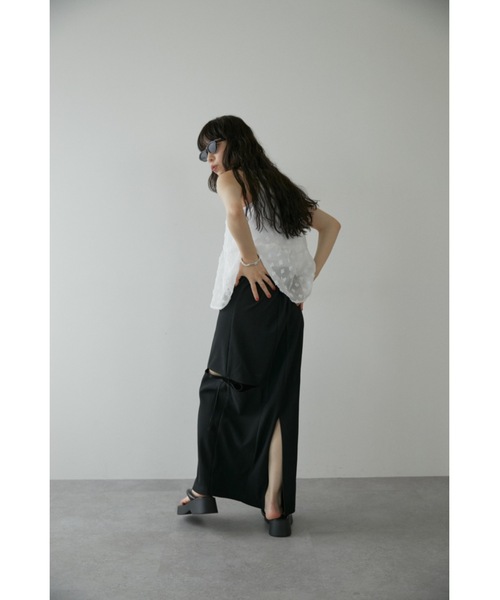 DRWCYS(ドロシーズ)の「フラワーシアートップス(キャミソール・レディース・ブラック/ホワイト・FREE)」の8枚目の写真