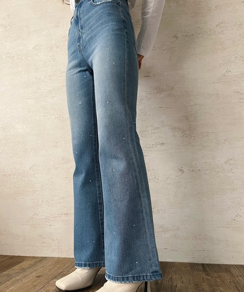 favclo.（ファブクロ）の「rhinestone denim pants / ラインストーンデニムパンツ（デニムパンツ・レディース・ライトブルー・LARGE/SMALL）」の3枚目の写真
