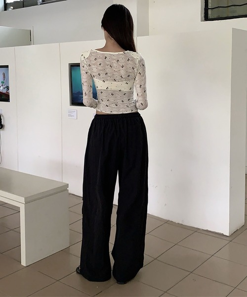 LYEON(リヨン)の「フロントロゴストリングナイロンパンツ(その他パンツ・レディース・ブラック/ブルー/ホワイト/レッド・FREE)」の12枚目の写真