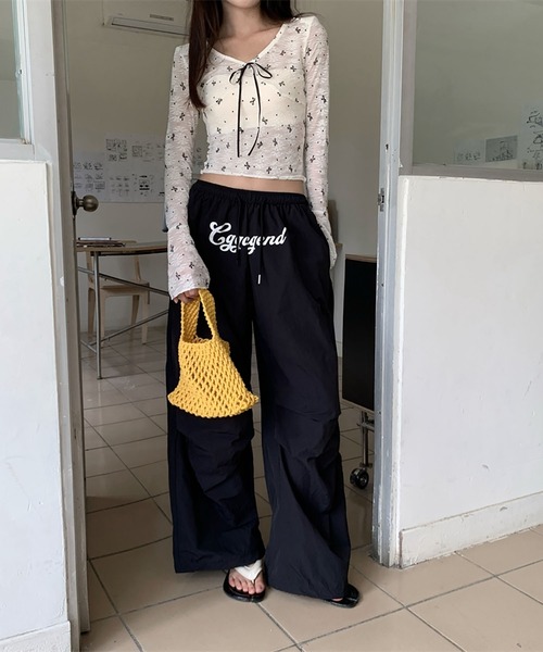 LYEON(リヨン)の「フロントロゴストリングナイロンパンツ(その他パンツ・レディース・ブラック/ブルー/ホワイト/レッド・FREE)」の10枚目の写真
