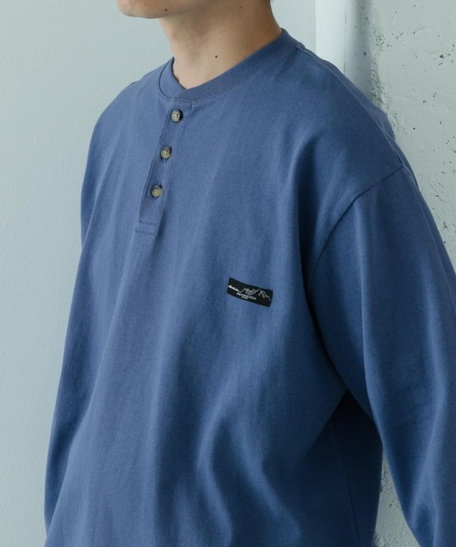 ITEMS URBANRESEARCH(アイテムズ アーバンリサーチ)の「天竺 ワンポイント ヘンリーL.スリーブT(Tシャツ/カットソー・メンズ・ベージュ/その他1/ホワイト/ブルー/ブラック・MEDIUM/LARGE)」の15枚目の写真
