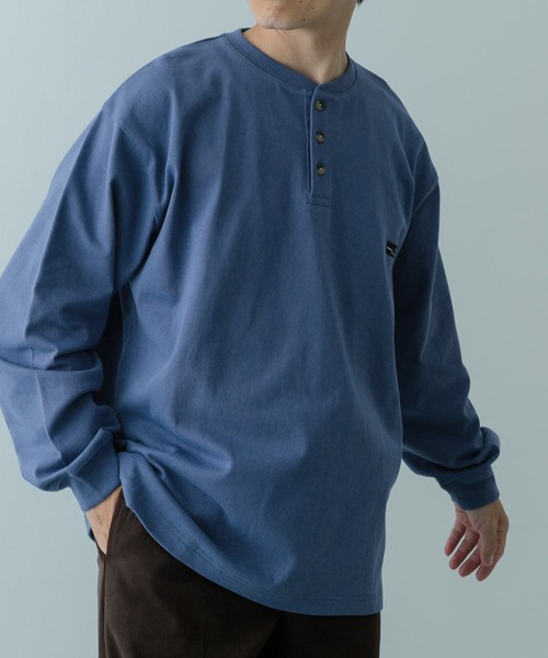 ITEMS URBANRESEARCH(アイテムズ アーバンリサーチ)の「天竺 ワンポイント ヘンリーL.スリーブT(Tシャツ/カットソー・メンズ・ベージュ/その他1/ホワイト/ブルー/ブラック・MEDIUM/LARGE)」の16枚目の写真