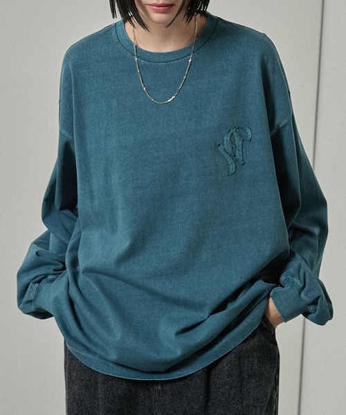 Alfred Alex（アルフレッドアレックス）の「【Alfred Alex】ヴィンテージメイクデザイン ビッグピグメントダメージパッチロゴTシャツ（Tシャツ/カットソー・メンズ・オフホワイト/ブラック/ワイン/チャコールグレー/グレイッシュブルー/ワイン系/ブラック系/ブルー系/ダークグリーン・M/L）」の5枚目の写真