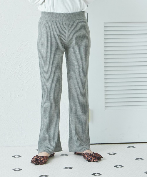 pairmanon(ペアマノン)の「【リンクコーデ】【ママサイズ】リブ編み ニット フレア パンツ(その他パンツ・レディース・ベージュ/ブラウン/グレー/ブラック・M/S)」の9枚目の写真