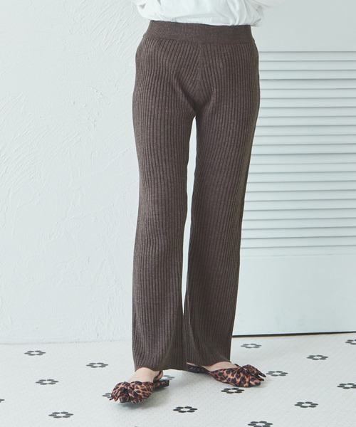 pairmanon(ペアマノン)の「【リンクコーデ】【ママサイズ】リブ編み ニット フレア パンツ(その他パンツ・レディース・ベージュ/ブラウン/グレー/ブラック・M/S)」の14枚目の写真
