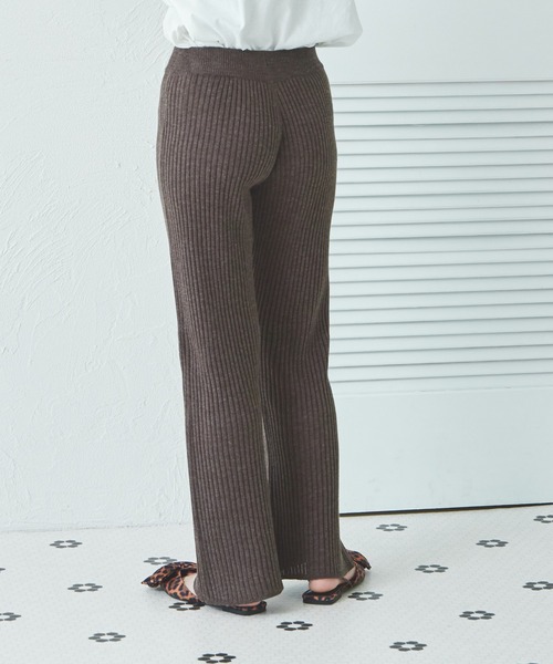 pairmanon(ペアマノン)の「【リンクコーデ】【ママサイズ】リブ編み ニット フレア パンツ(その他パンツ・レディース・ベージュ/ブラウン/グレー/ブラック・M/S)」の15枚目の写真