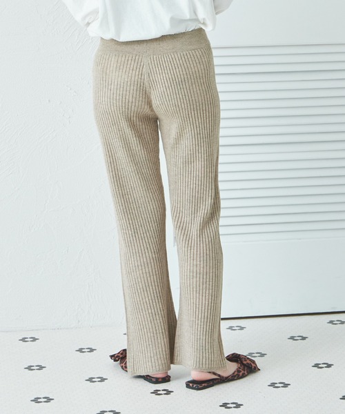 pairmanon(ペアマノン)の「【リンクコーデ】【ママサイズ】リブ編み ニット フレア パンツ(その他パンツ・レディース・ベージュ/ブラウン/グレー/ブラック・M/S)」の20枚目の写真