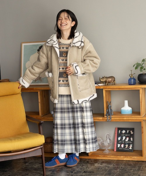 niko and...（ニコアンド）の「ムートンボアジャケット（ムートンコート・レディース・ライトベージュ/ブラウン/チャコール・FREE）」の15枚目の写真