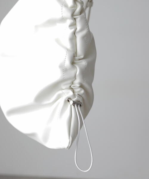 FREE'S MART(フリーズマート)の「◆ドロストトート(トートバッグ・レディース・ホワイト/ブラック・フリ-)」の11枚目の写真