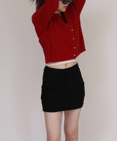 Judin（ジュディン）の「ハートボタンケーブルカーディガン【JD】（ニット/セーター・レディース・アイボリー/グレー/レッド・FREE）」の3枚目の写真