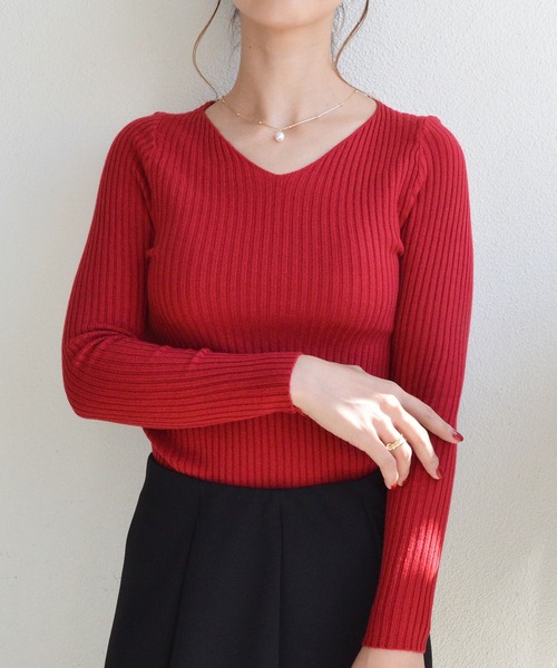 styiro(スタイロ)の「Vネックなめらかリブニット(ニット/セーター・レディース・ベージュ/ブラウン/レッド/ブラック・FREE)」の12枚目の写真