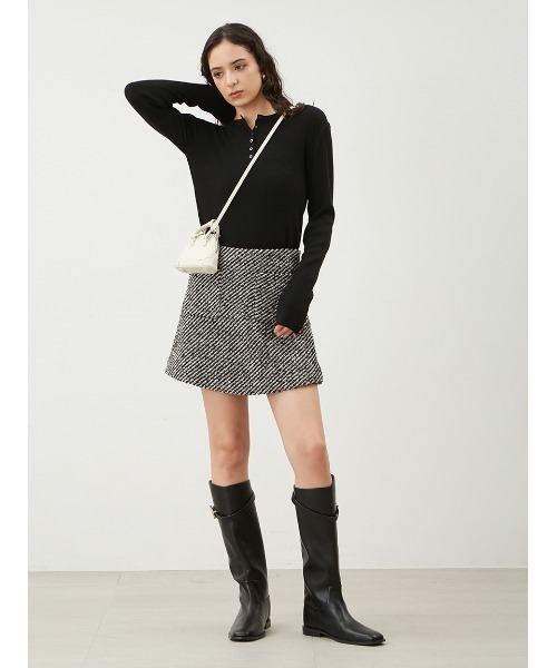 Mila Owen（ミラオーウェン）の「ミニボストンチャームバッグ（ショルダーバッグ・レディース・アイボリー/ブラック/キャメル/オレンジ・FREE）」の7枚目の写真