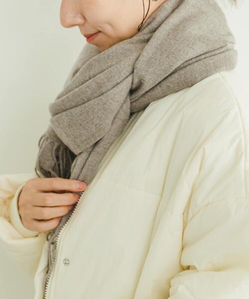 ITEMS URBANRESEARCH(アイテムズ アーバンリサーチ)の「ムジストール(マフラー・レディース・ライトベージュ/ライトブルー/チャコールグレー/キャメル・-)」の2枚目の写真