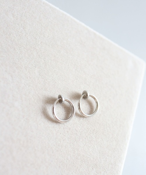 CERCA(チェルカ)の「KAM.accessory/金属アレルギー対応/シンプルミニフープイヤリング(イヤリング・レディース・ゴールド/シルバー・#11/#13/#15/#20)」の7枚目の写真
