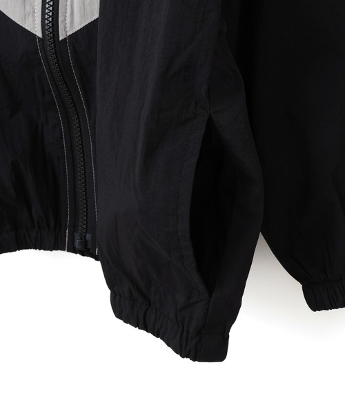 MAKE YOUR DAY(メイクユアデイ)の「切替ナイロンジャケット■150.160cm(ナイロンジャケット・キッズ・オレンジ/イエロー/ブラック・150/160)」の10枚目の写真