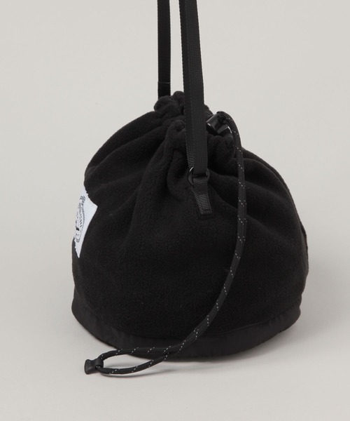 POLeR（ポーラー）の「【POLeR/ポーラー】フリース/ドローストリング巾着ショルダーバッグ（ショルダーバッグ・メンズ・ブラック/パープル/オレンジ・FREE）」の6枚目の写真
