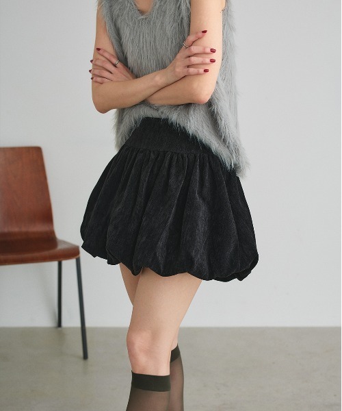 ad thie（アドティエ）の「ベロアタッチ バルーンミニスカート