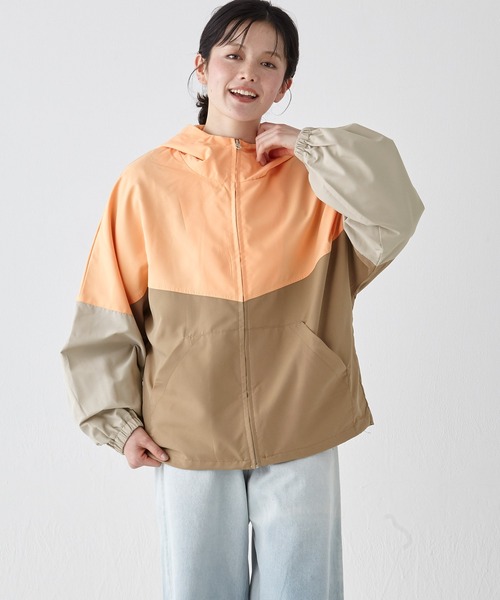 KRIFF MAYER Lady's Collection(クリフメイヤーレディースコレクション)の「花粉ドロップアクティブフードJK(マウンテンパーカー・レディース・ラベンダー/その他5/カラフル/その他6/チャコール/ベージュ・LARGE/MEDIUM)」の1枚目の写真