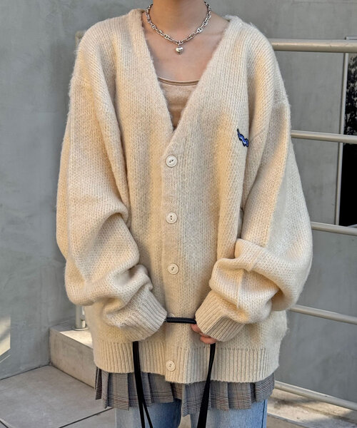 CIAOPANIC（チャオパニック）の「ワンポイント刺繡シャギーニットカーディガン（カーディガン/ボレロ・レディース・レッド/ブラウン/ブラック/アイボリー/ミント・ONE SIZE）」の6枚目の写真