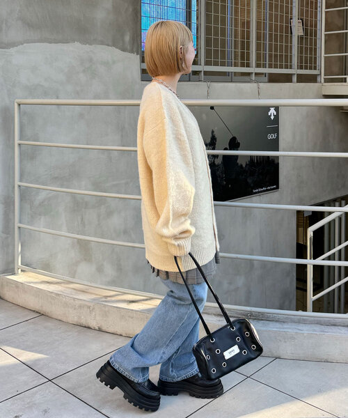 CIAOPANIC（チャオパニック）の「ワンポイント刺繡シャギーニットカーディガン（カーディガン/ボレロ・レディース・レッド/ブラウン/ブラック/アイボリー/ミント・ONE SIZE）」の8枚目の写真