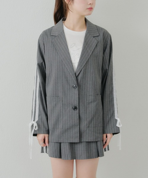 Another Branch olive des olive（アナザーブランチオリーブデオリーブ）の「ベルト付きテーラージャケット（テーラードジャケット・レディース・アイボリー/チャコール/ストライプ・FREE）」の4枚目の写真