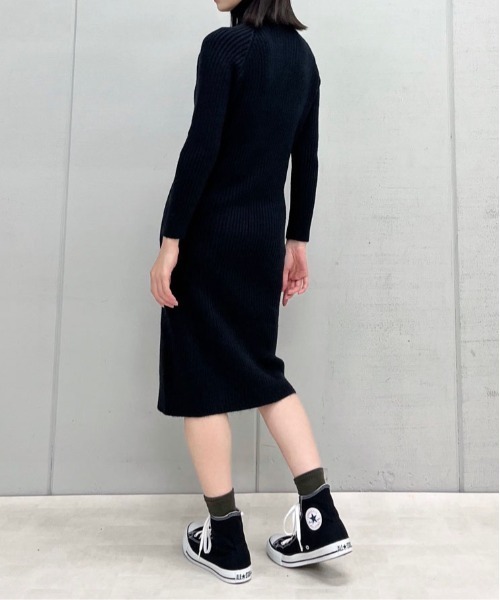 &soiree(アンドソワレ)の「【&soiree】タートルネックリブニットワンピース(CP)(ワンピース・レディース・ベージュ/ブラック/グレー/オフホワイト・FREE)」の15枚目の写真