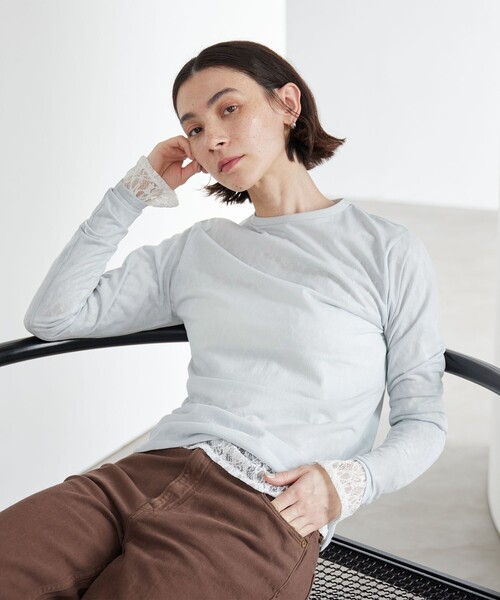 BEAUTY&YOUTH UNITED ARROWS(ビューティーアンドユースユナイテッドアローズ)の「コットンナイロン天竺 シアー クルーネック Tシャツ(Tシャツ/カットソー・レディース・ライトブルー/ブラック/クリーム/オフホワイト/ライラック/ダークブラウン/ライトピンク/ターコイズブルー系・FREE)」の9枚目の写真