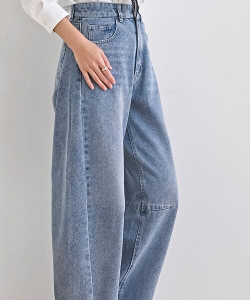 rps（アールピーエス）の「デニムバレルレッグパンツ（デニムパンツ・レディース・ブルー/ブラック/ネイビー・フリー）」の14枚目の写真
