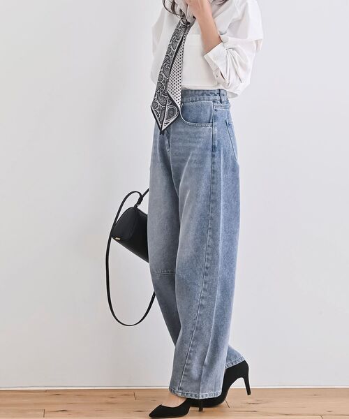 rps（アールピーエス）の「デニムバレルレッグパンツ（デニムパンツ・レディース・ブルー/ブラック/ネイビー・フリー）」の15枚目の写真