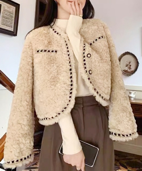 Lace Ladies（レースレディース）の「ジャガード ファー ノーカラー ボタン ジャケット（ノーカラージャケット・レディース・ベージュ・L/M/S）」の8枚目の写真
