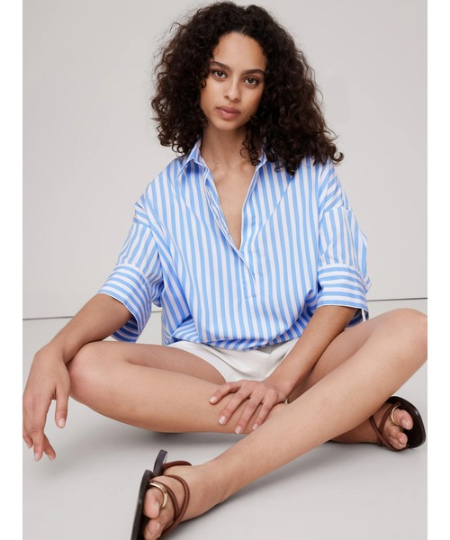 Banana Republic(バナナリパブリック)の「◇オーバーサイズ ポップオーバートップス(シャツ/ブラウス・レディース・ホワイト/ホワイト×ブルー/ブルー・S/M/L/XS)」の1枚目の写真